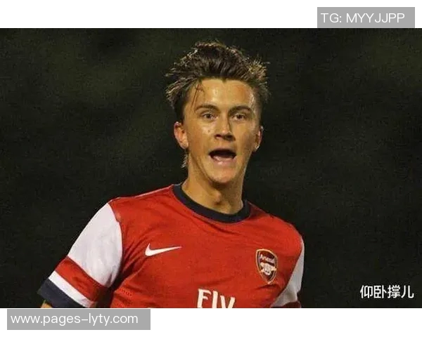 前阿森纳青训球员维加不幸身亡围墙已被拆除引发广泛关注