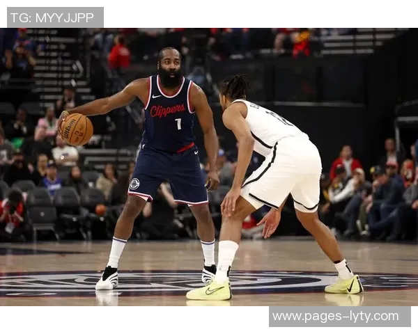 快船半场狂胜篮网31分首节仅得14分展现实力差距